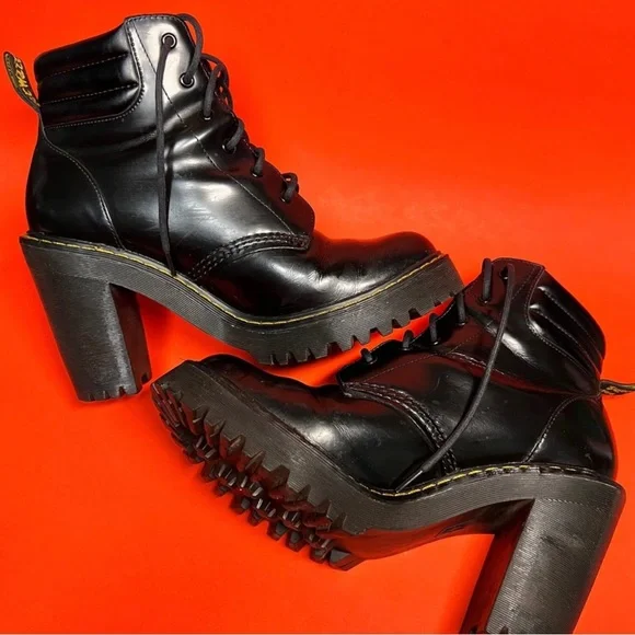 Dr. martens persephone 6 eye padded collar boot cheap